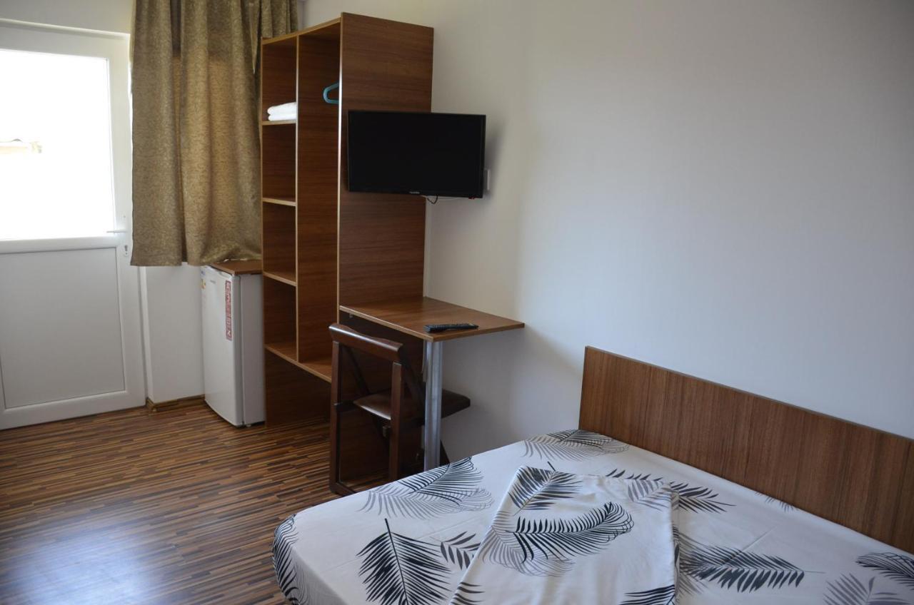 Soliday Vama Veche Buitenkant foto